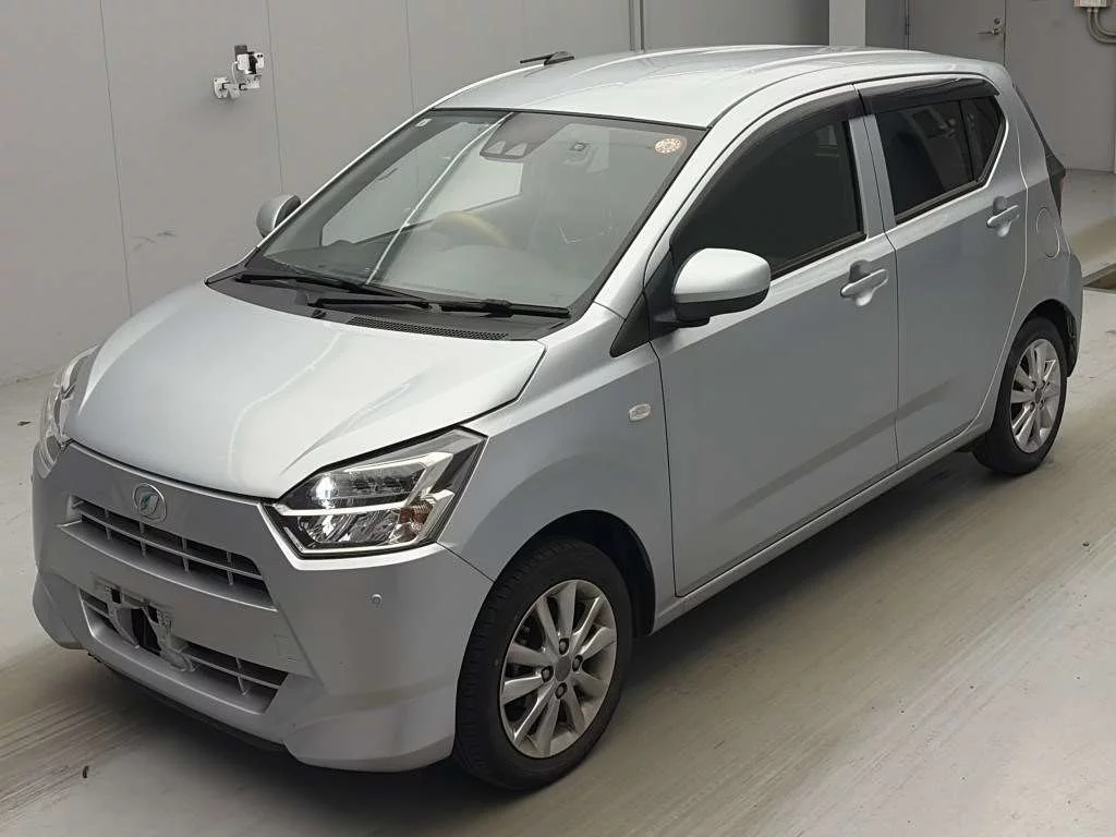Daihatsu Mira e:S LA350S 2021